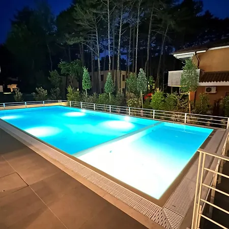 Flat With Pool Access And Terrace Apartment *