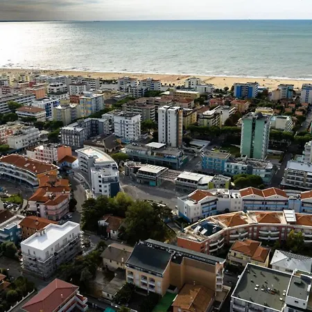 Flat With Pool Access And Terrace Apartment Bibione